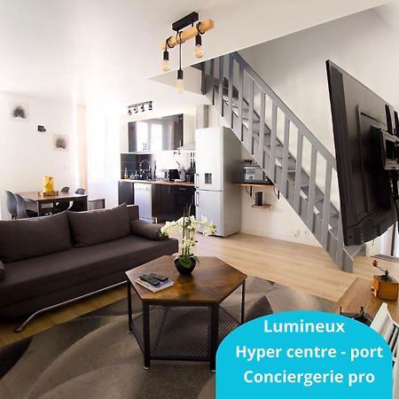Triplex Lumineux A Cherbourg, Hyper Centre, 2 Pas Du Port & Vie Nocturne, Intendance Luxury Host Kültér fotó
