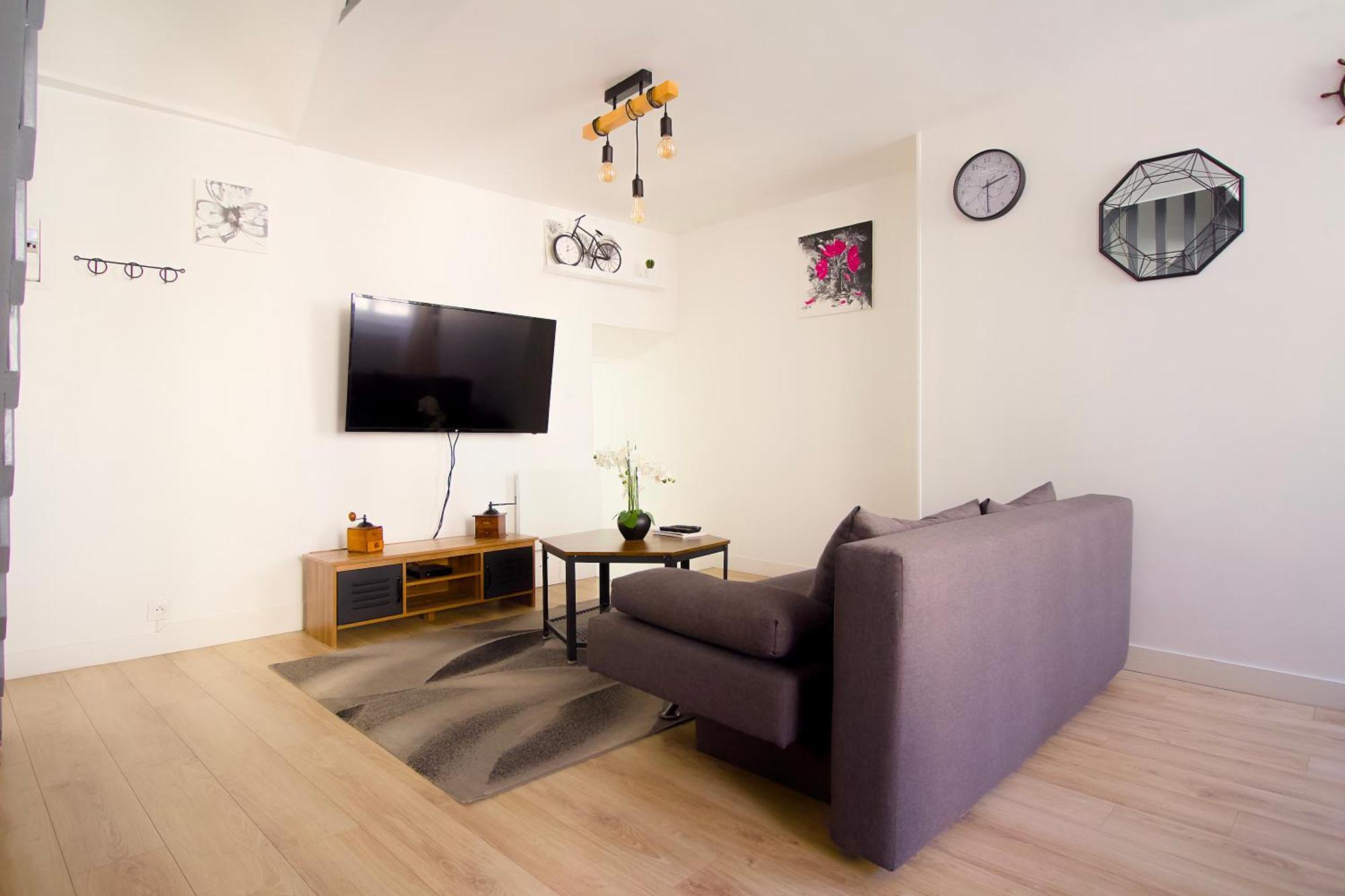 Triplex Lumineux A Cherbourg, Hyper Centre, 2 Pas Du Port & Vie Nocturne, Intendance Luxury Host Kültér fotó